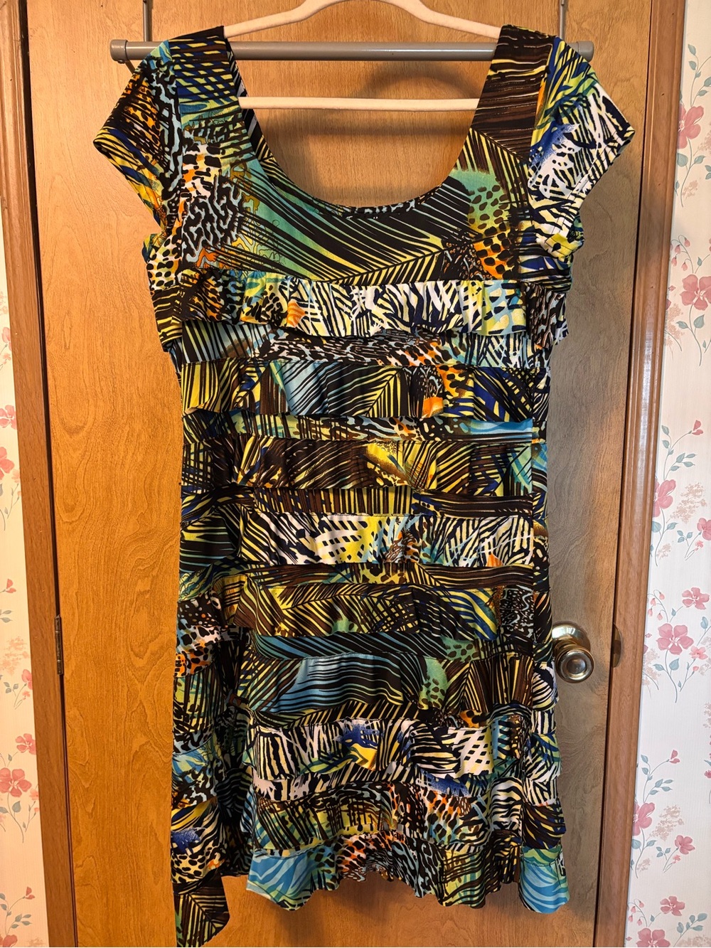 Tropical Abstract Scoop-Neck Mini Dress in Blue & Green